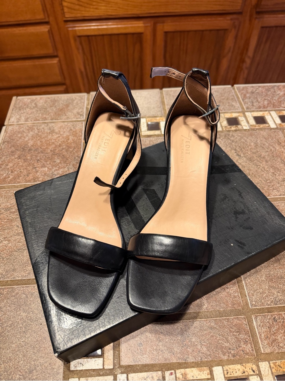 27 EDIT Naturalizer - Black Minimalist Ankle-Strap Sandal
